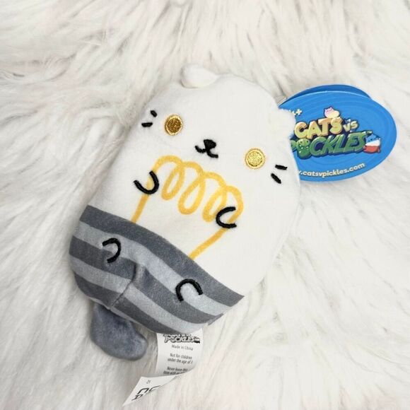 Cats vs Pickles Alva Cat Bean Stuffed Plushie Collectible New with Tags - Picture 1 of 3